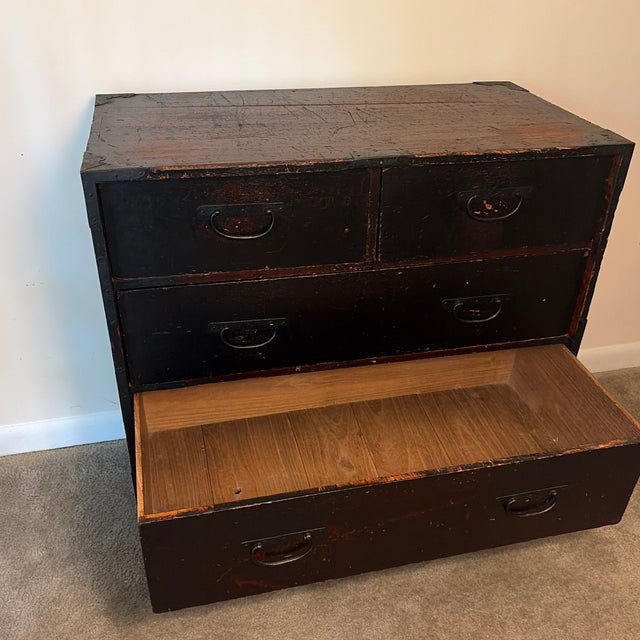 Red Late 19th Century Authentic Meiji Era Japanese Isho-Dansu Tansu Chest - Iron Sao-Toshi Hardware For Sale - Image 8 of 12