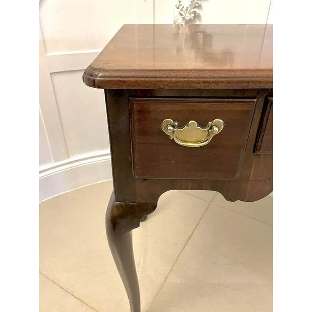 Wood George III Figured Mahogany Lowboy Side Table, 1780s For Sale - Image 7 of 11