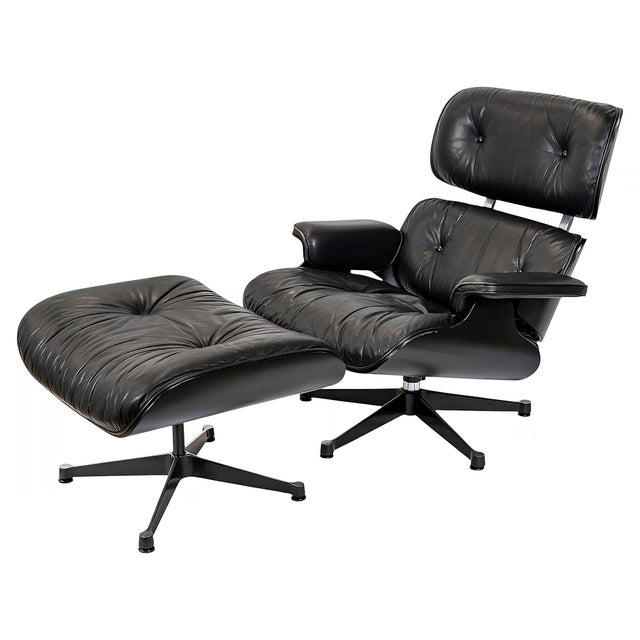 Set of Vintage Lounge Chair and Ottoman by Charles & Ray Eames for Vitra, 1990s, Set of 2 For Sale - Image 16 of 16