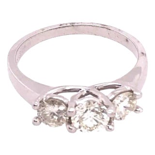 18 Karat White Gold Ring With Three Round Diamonds Totaling 1 Carat For Sale