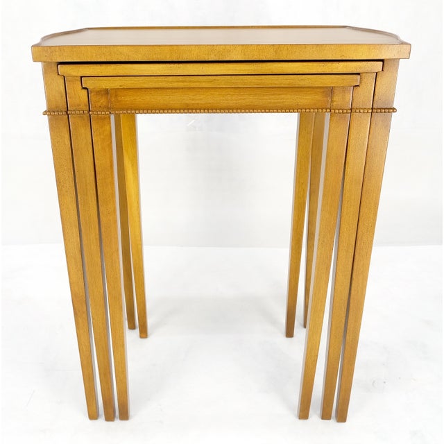 Light American Walnut Gallery Top Tapered Legs Federal Set of 3 Nesting Tables MINT