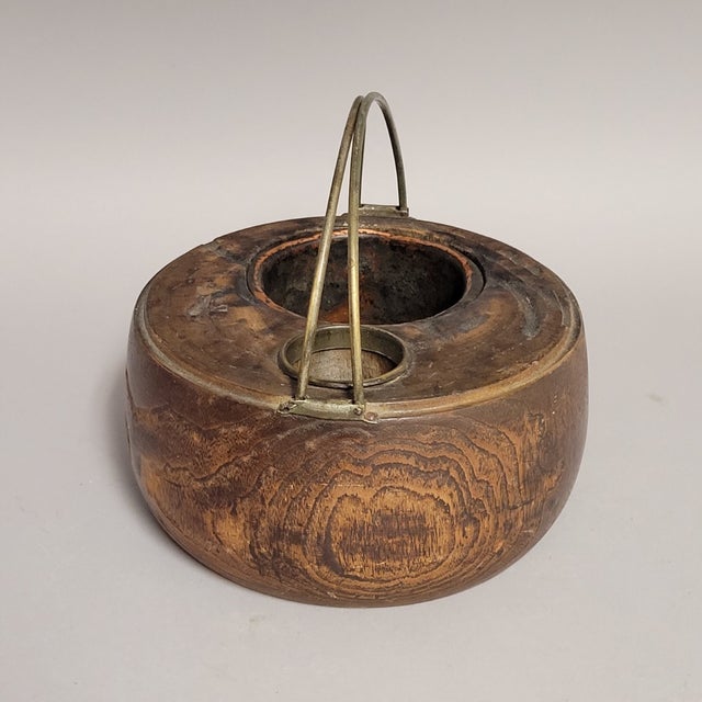Japanese Antique Japanese Keyaki Wood Hibachi With Copper Liner, Meiji–Taishō Era For Sale - Image 3 of 7