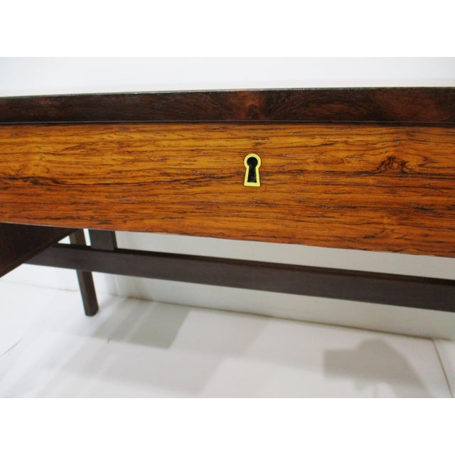 Wood Arne Wahl Iversen Executive Rosewood Writing Desk by Vinde Mobelfabrik Denmark For Sale - Image 7 of 18