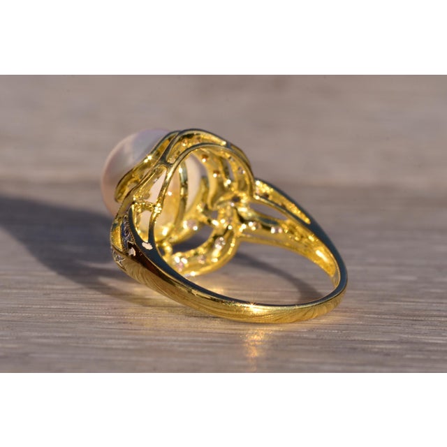 The Malibu Creek: Pearl and Natural Diamond Swirl Ring in Yellow Gold For Sale In Philadelphia - Image 6 of 11
