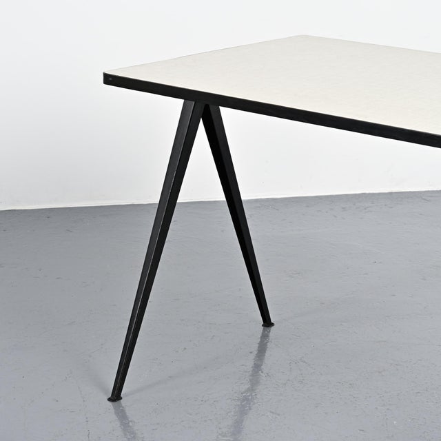 1960s Pyramid Desk by Wim Rietveld for Ahrend de Cirkel, 1960 For Sale - Image 5 of 15