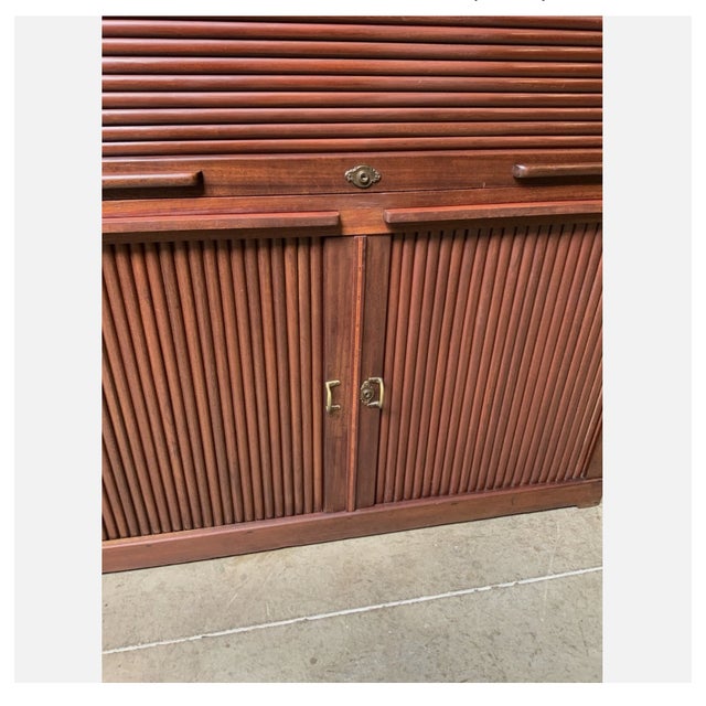 Age: circa 1910 Wood type: solid walnut Condition: very good, well-maintained, refurbished original condition (minor signs...