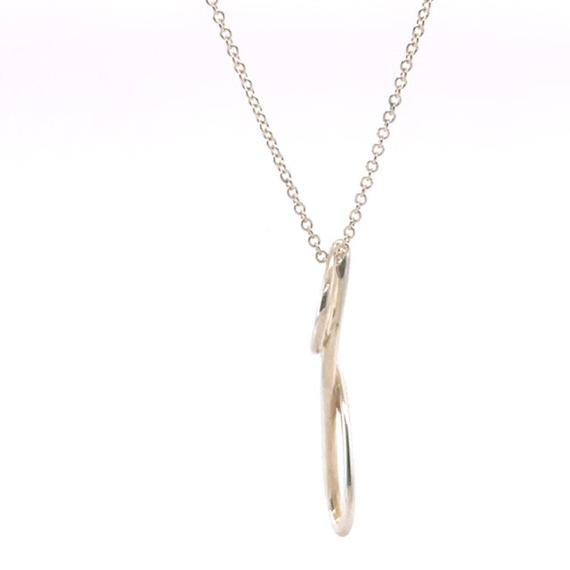 2020s Tiffany & Co. Sterling Silver Elsa Peretti Small “G” Alphabet Pendant Necklace 2.53g For Sale - Image 5 of 6