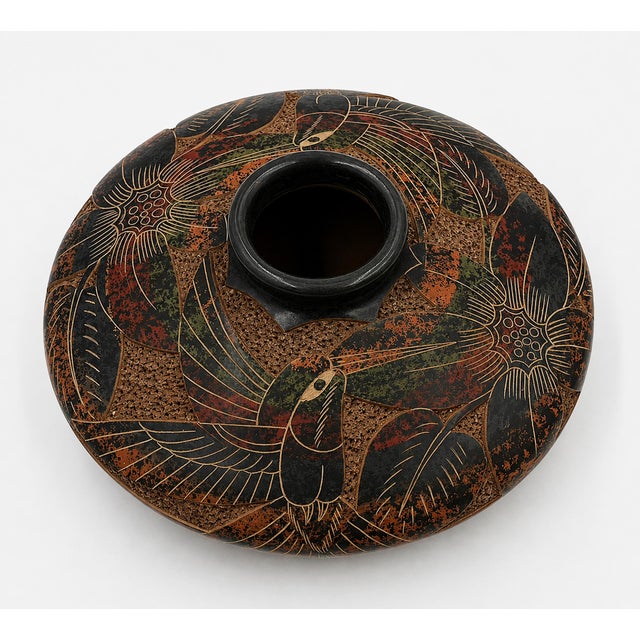 Nicaraguan Carved Hummingbird Studio Art Pottery Vessel by Jose Guerrero For Sale In Los Angeles - Image 6 of 16