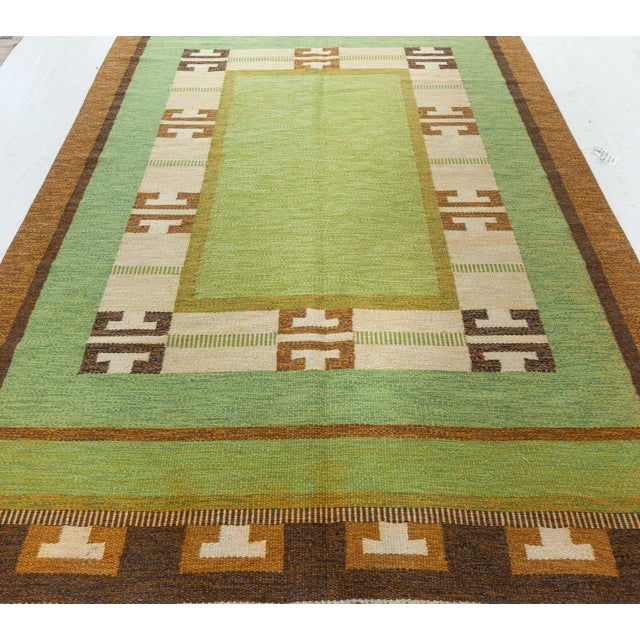Mid 20th Century Doris Leslie Blau Vintage Green Flat-weave Rug by Ingegerd Silow For Sale - Image 5 of 9