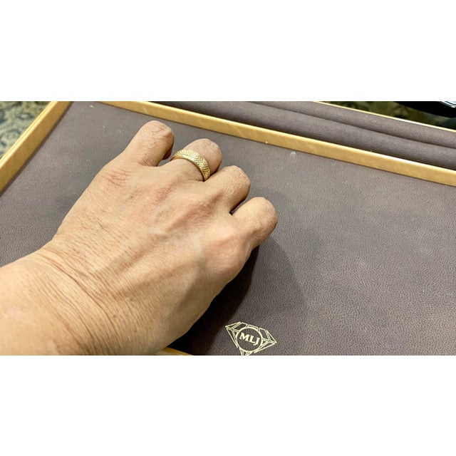 14 Karat Yellow Gold Classic Wide Wedding Band Ring, Unisex For Sale - Image 12 of 18