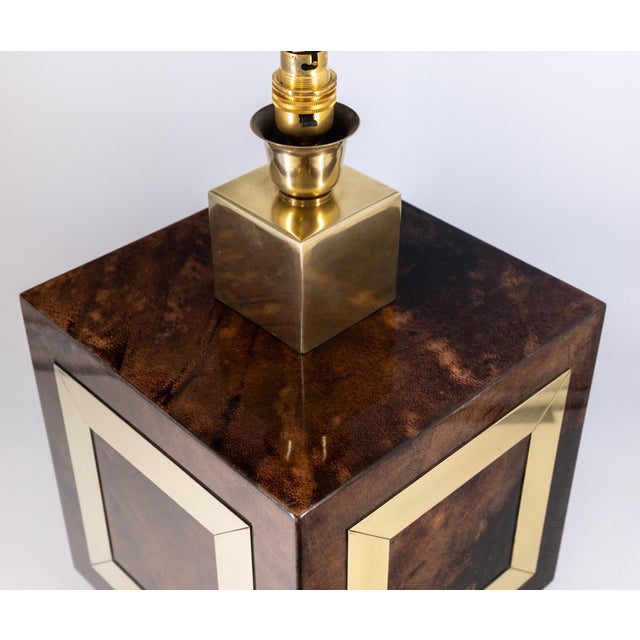 1960s Large Italian Lacquered Vellum & Brass Table Lamp and Shade attributed Aldo Tura, 1960 For Sale - Image 5 of 18