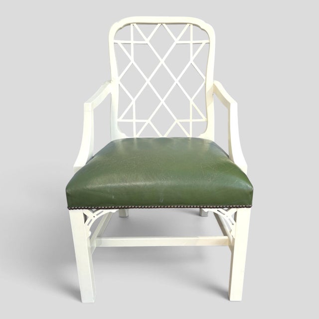 A mid-century Hollywood Regency style dining room chairs. Two armchairs and 4 side chairs. Armchairs: 21.75"W, 25.75"arm...