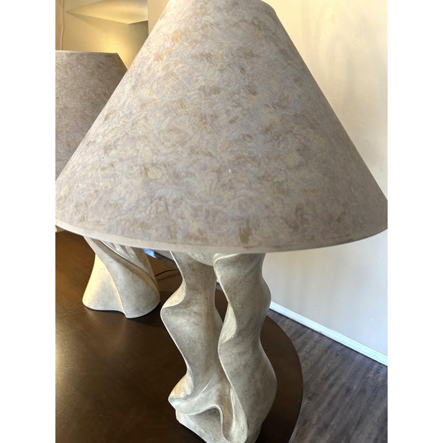 1980's Jaro Style Biomorphic Post-Modern Freeform Ribbon Motif Table Lamps Pair For Sale In Oklahoma City - Image 6 of 17