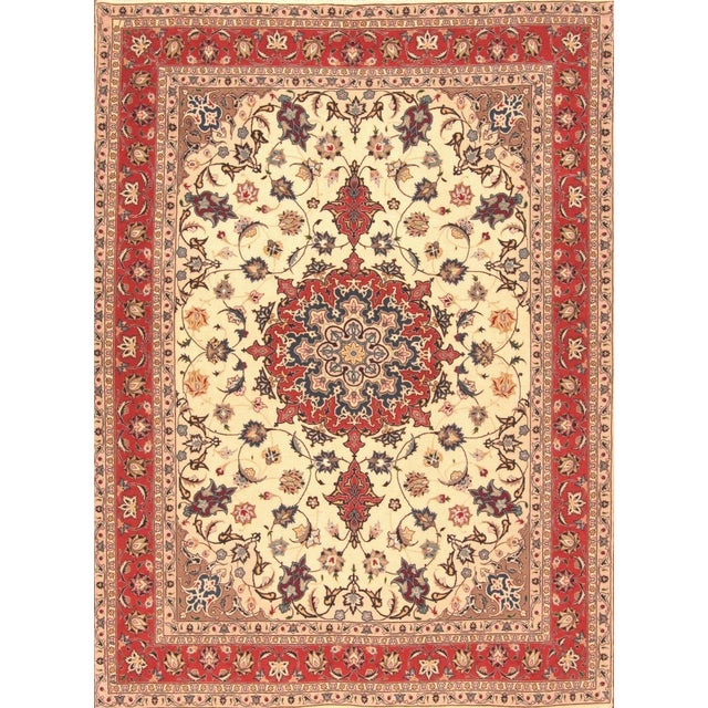Middle Eastern Rug in Wool For Sale