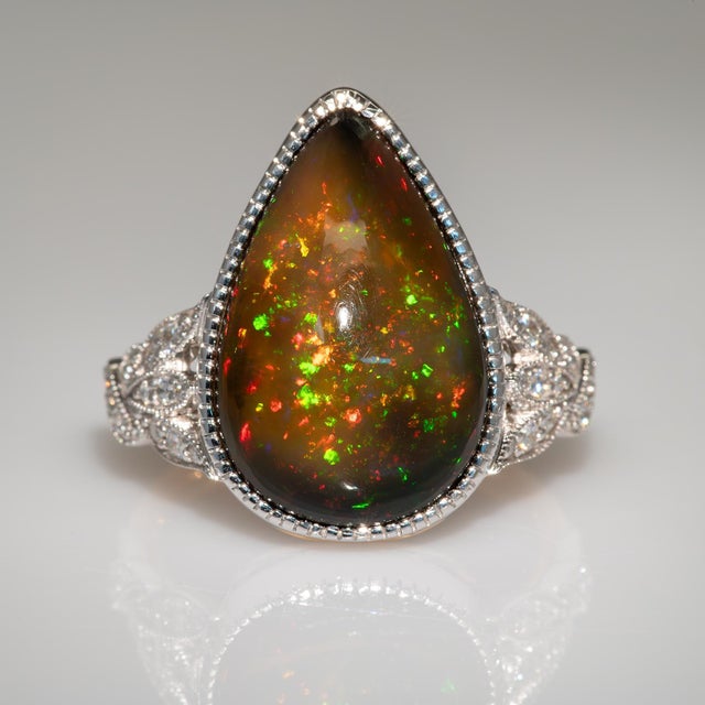 7.5Ct Black Opal Ring With Natural Diamond Accents: Solid 14k Gold, Size 6.75 For Sale - Image 4 of 8