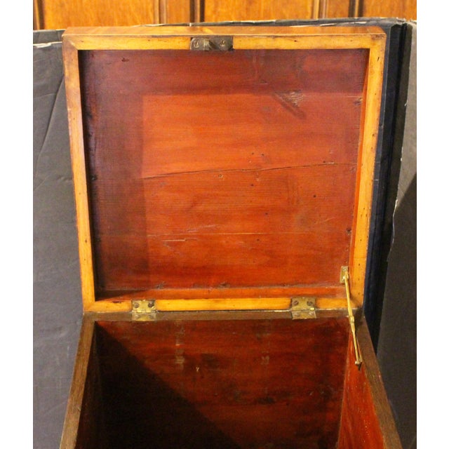Circa 1800 English George III Cellarette Side Table For Sale - Image 11 of 12