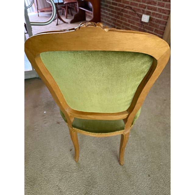 Victorian Antique Carved Walnut Chair Green Upholstery – Victorian Salon Style Seat For Sale - Image 3 of 3