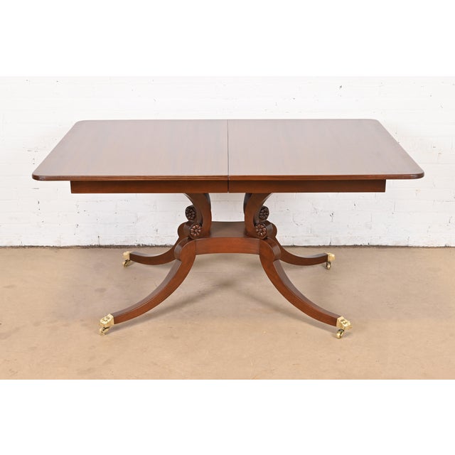 Baker Furniture Style Georgian Banded Mahogany Pedestal Extension Dining Table, Newly Refinished For Sale - Image 9 of 12