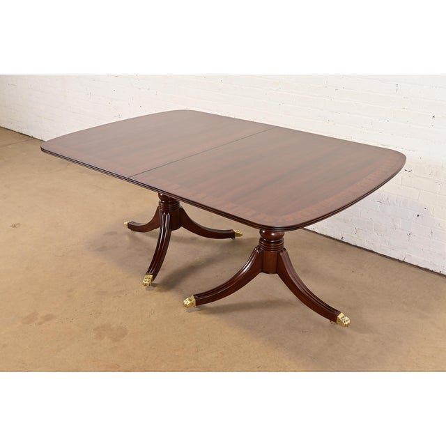 Brown Henredon Georgian Banded Mahogany Double Pedestal Extension Dining Table, Newly Refinished For Sale - Image 8 of 14