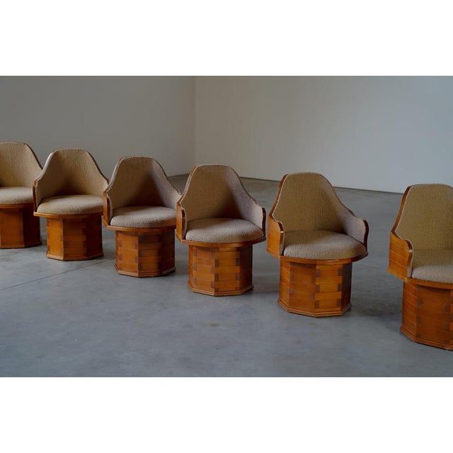 Wood Pine Dining Chairs in Boucle Upholstery, Germany, 1970s, Set of 7 For Sale - Image 7 of 18