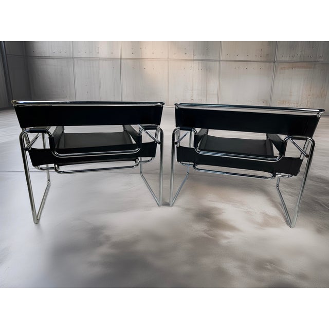Vintage Wassily Chairs by Marcel Breuer, 1970s, Set of 2 For Sale - Image 6 of 16