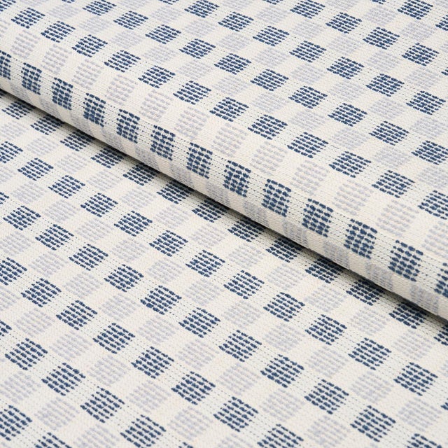 Traditional Sample - Schumacher Elara Performance Fabric In Blues For Sale - Image 3 of 4