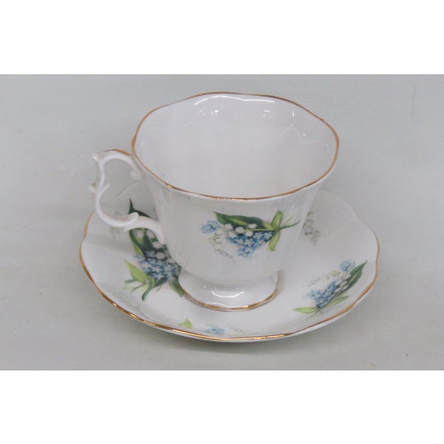 Royal Albert Royal Albert Lily of the Valley Bone China Flowers Tea Cup and Saucer Set 4649b For Sale - Image 4 of 14