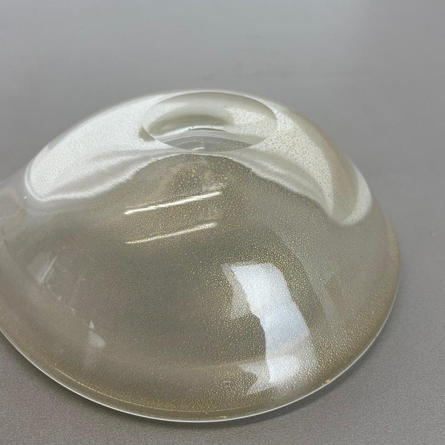 Murano Bubble and Glass Shell Bowl Ashtray from Barovier and Toso, Italy, 1970s For Sale - Image 17 of 18