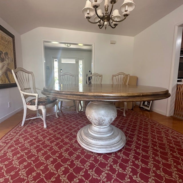 Mid-Century Drexel Heritage Pedestal Table - Set of 5 For Sale - Image 9 of 10