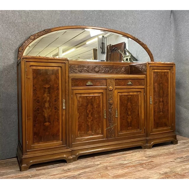 Large Art Nouveau Buffet in Walnut and Burl, 1900 For Sale - Image 5 of 6