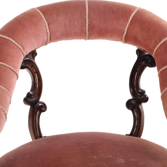 French Rosewood Continuous Arm Chair, C 1860. For Sale In Philadelphia - Image 6 of 7