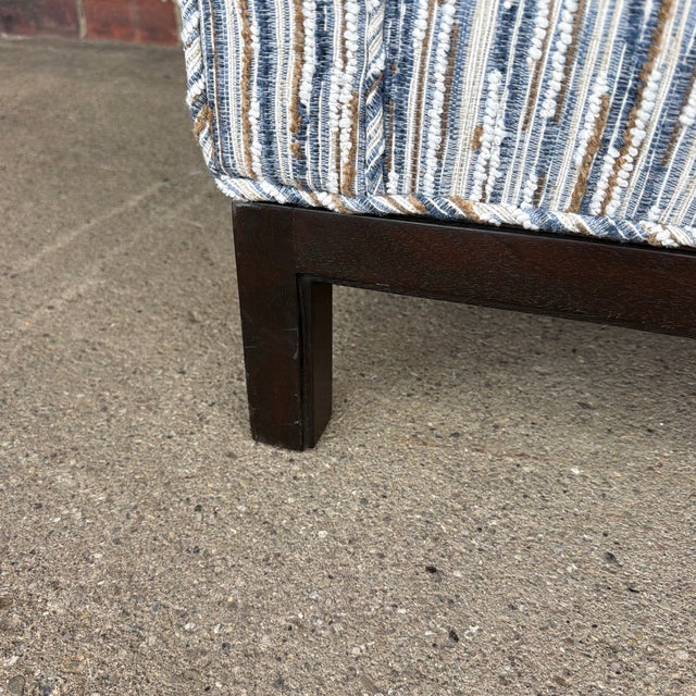 Edward Wormley for Dunbar Mid-Century Modern Loveseat / Settee For Sale In Cleveland - Image 6 of 10