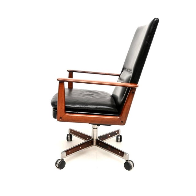 Arne Vodder Vintage Danish Leather Desk Chair by Arne Vodder for Sibast, 1960 For Sale - Image 4 of 11