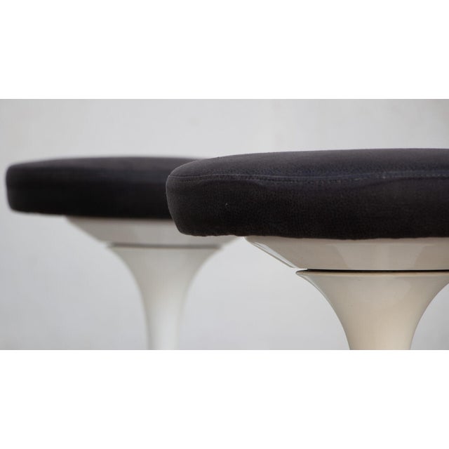 Stools by Eero Saarinen for Knoll, Set of 2 For Sale - Image 6 of 9