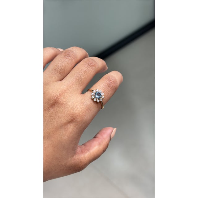14k Yellow Gold Aquamarine & Diamond Vintage Sunburst Halo Ring Size 4 For Sale - Image 9 of 18