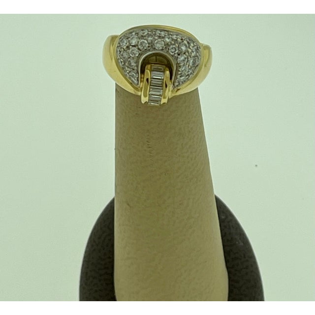 Modern 0.75 Carat Diamond Cocktail 18 Karat Yellow Gold Ring, Size 4, vs/ G For Sale - Image 3 of 8