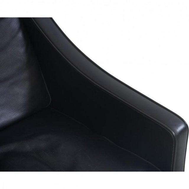 Model 2204 Wingchair in Black Leather by Børge Mogensen, 1990s For Sale - Image 6 of 18