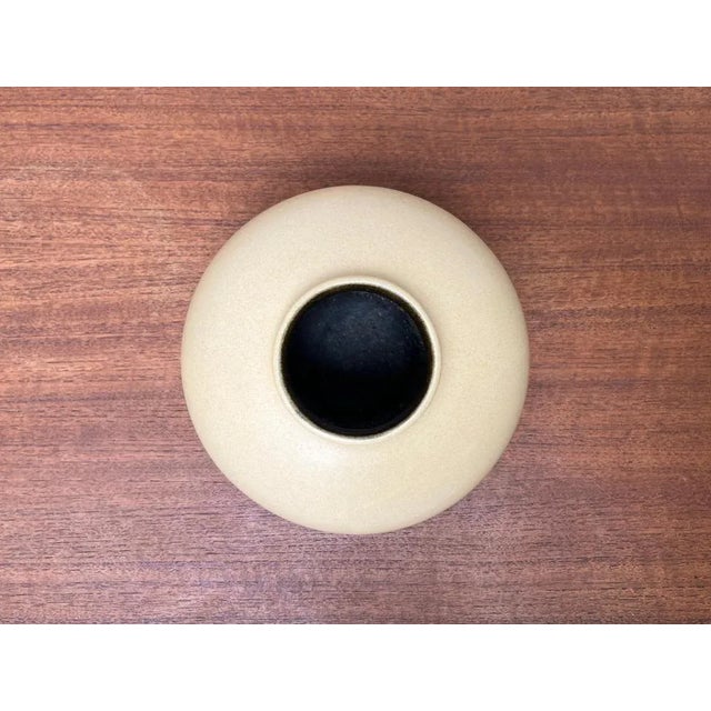 Ceramic Vintage West German Pottery WGP Vase from Bay, 1970s For Sale - Image 7 of 12