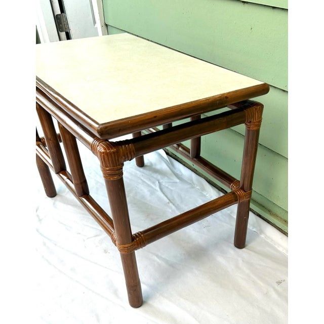 Hollywood Regency 1970s Clark Casual Bamboo & Rattan Side Table – Vintage Coastal Coffee or Accent Table For Sale - Image 3 of 8