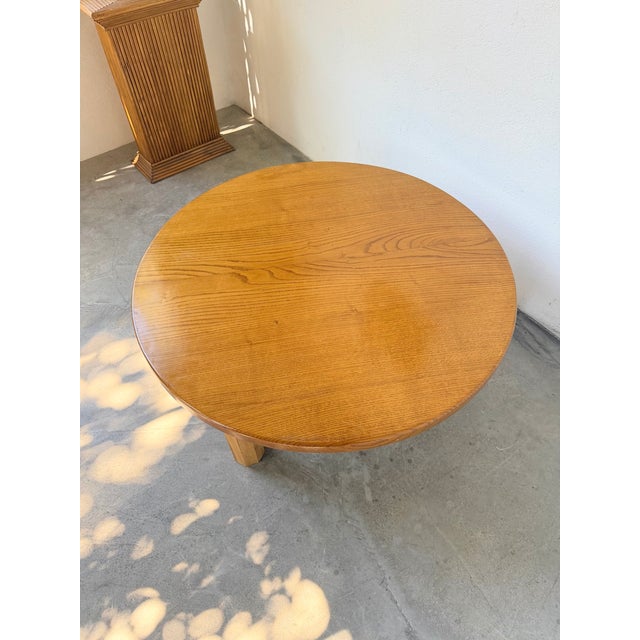 Vintage Round Tripod Coffee Table in Oak, 1950 For Sale - Image 17 of 18