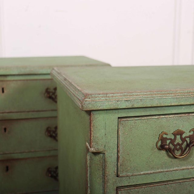 Georgian Style Beside Chests, 1920s, Set of 2 For Sale - Image 7 of 10