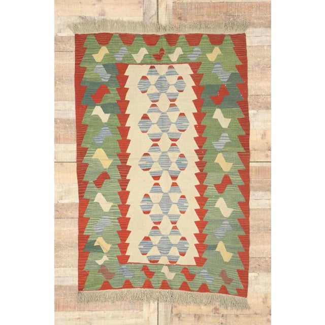 Beige Vintage Persian Shiraz Kilim Rug - 03'09 X 05'07 For Sale - Image 8 of 9