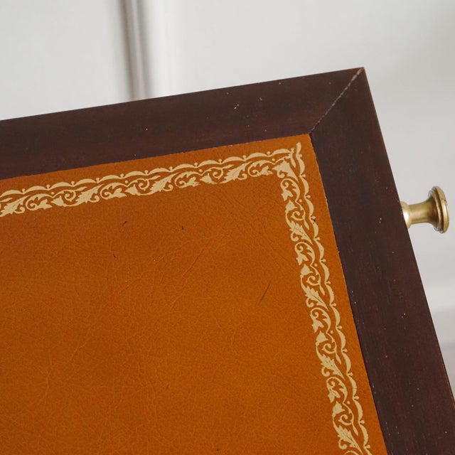 Louis XVI Style Desk in Mahogany with Leather To For Sale - Image 9 of 17