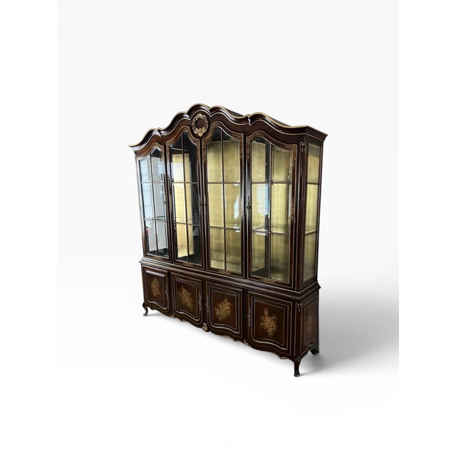 Traditional 1980s Gilt Union National Furniture Company China Cabinet For Sale - Image 3 of 14
