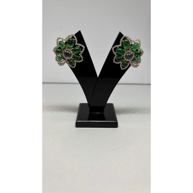 Metal Natural Sapphire, Emerald & Diamond Earring in 14k Gold For Sale - Image 7 of 8