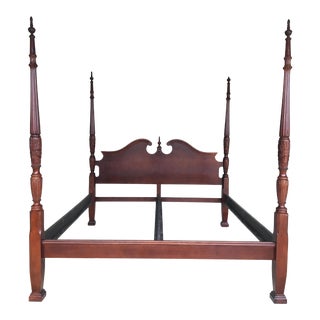 Universal Furniture Mahogany Chippendale Style King Size Rice Carved Poster Bed For Sale