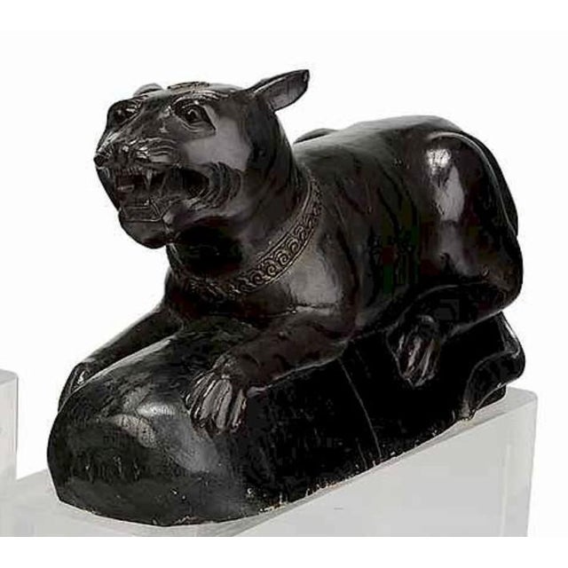 Arts & Crafts Early 19th Century Jaguar Figure Pair Carved, Painted and Parcel Gilt For Sale - Image 3 of 3