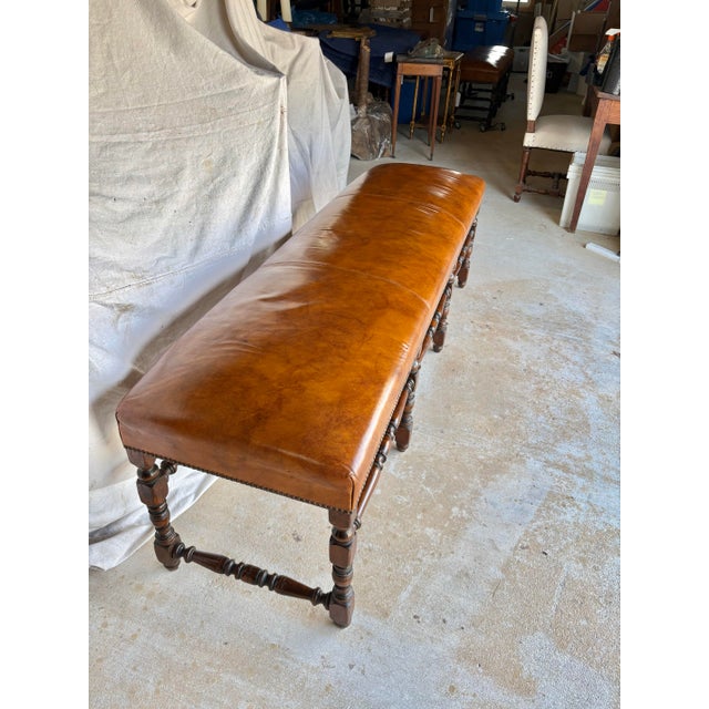 French Late 19th Century French Louis XIV Style Walnut and Leather Bench For Sale - Image 3 of 12