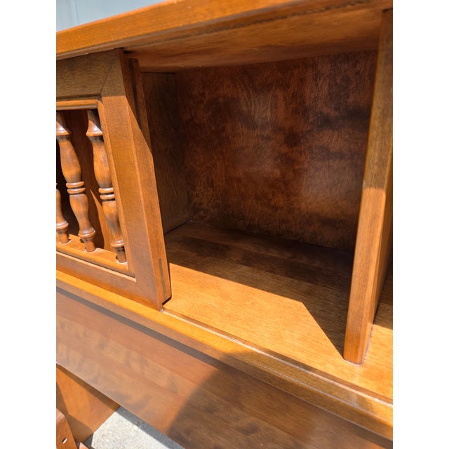 Ethan Allen / Baumritter Solid Hard Rock Maple Colonial Style Twin Size Bookcase Headboard For Sale - Image 9 of 17