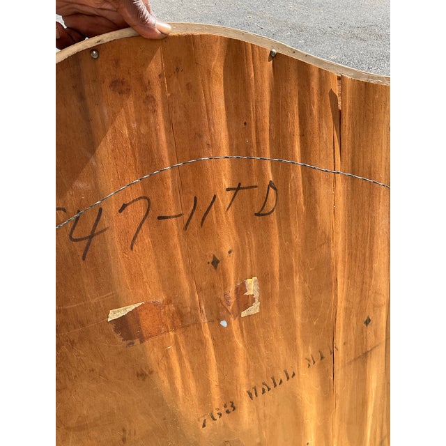 1970s Exquisite Vintage French Provincial Wall Mirror in Cream & Gilt, Attributed to Drexel, 1970s For Sale - Image 5 of 7